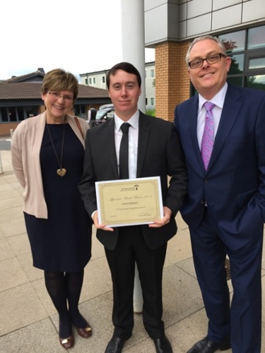 Award Winning Support From HowToMoodle Apprentice