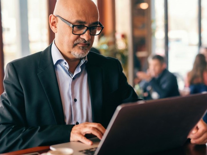 Hosting For Your New E-learning Website: A 5 Minute Guide Thumbnail