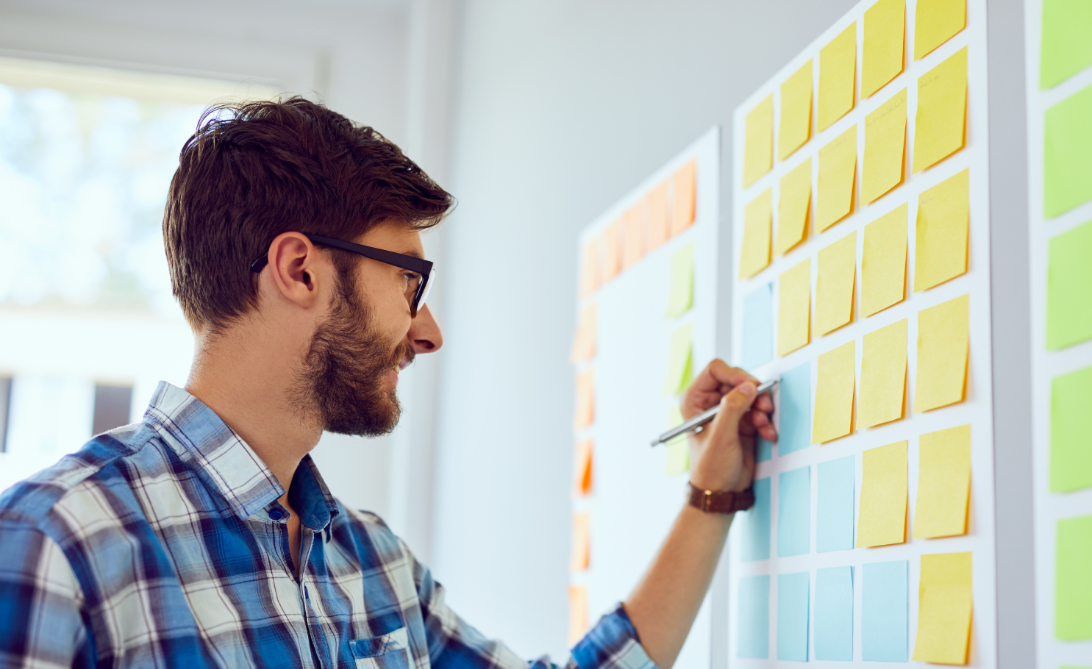 Top 4 Things to Consider When Launching Your eLearning Initiative Thumbnail