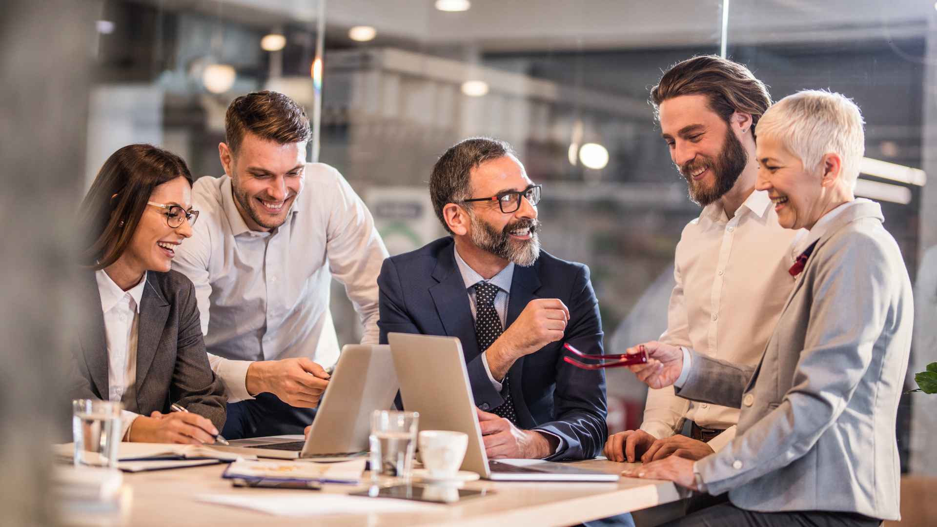 Using LMS analytics to gain insight into groups_departments 